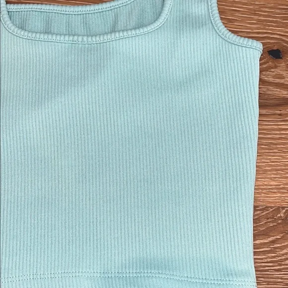 Turquoise Ribbed Tank Top - Picture 3 of 5